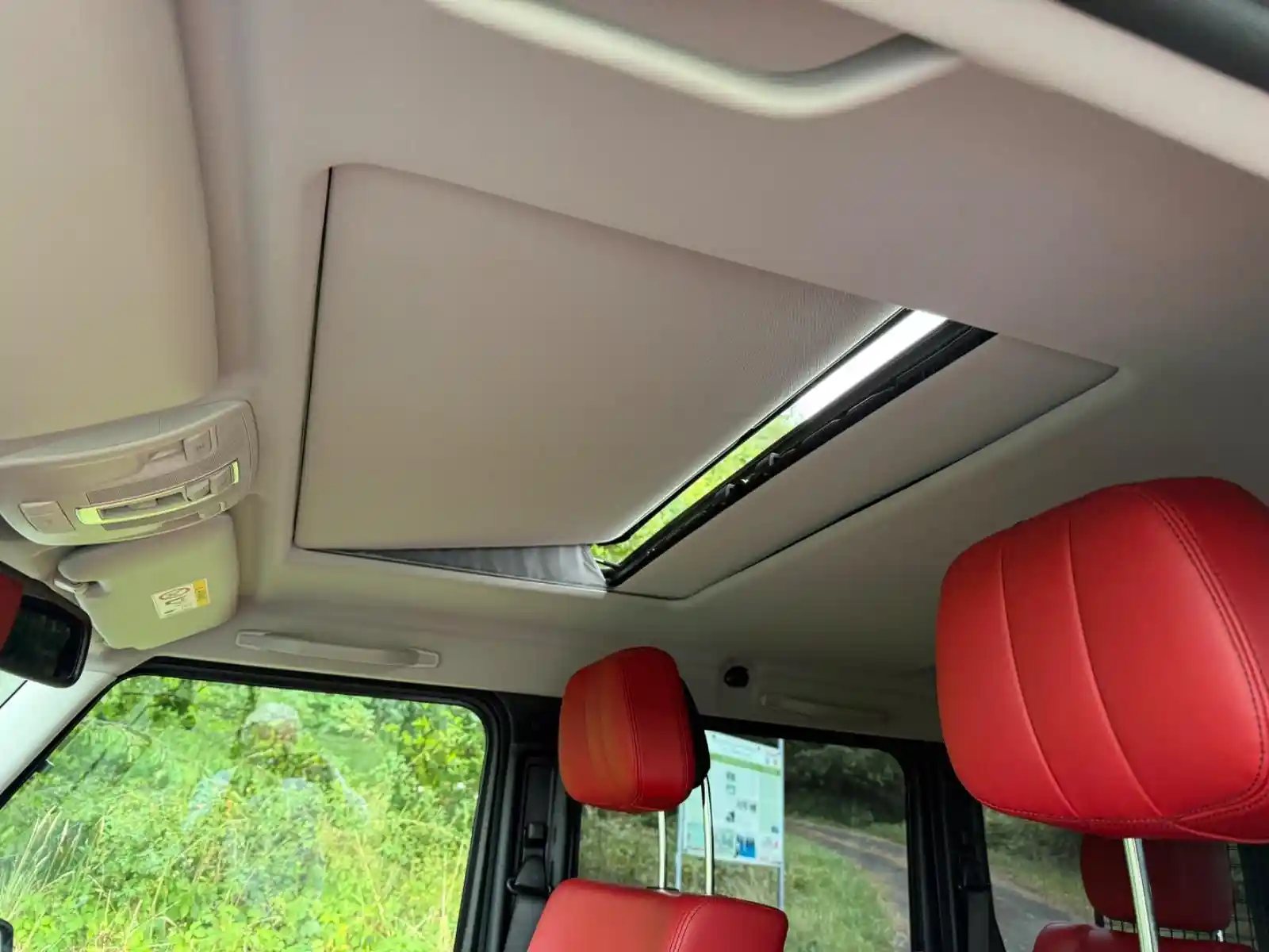 Mercedes-Benz G 500