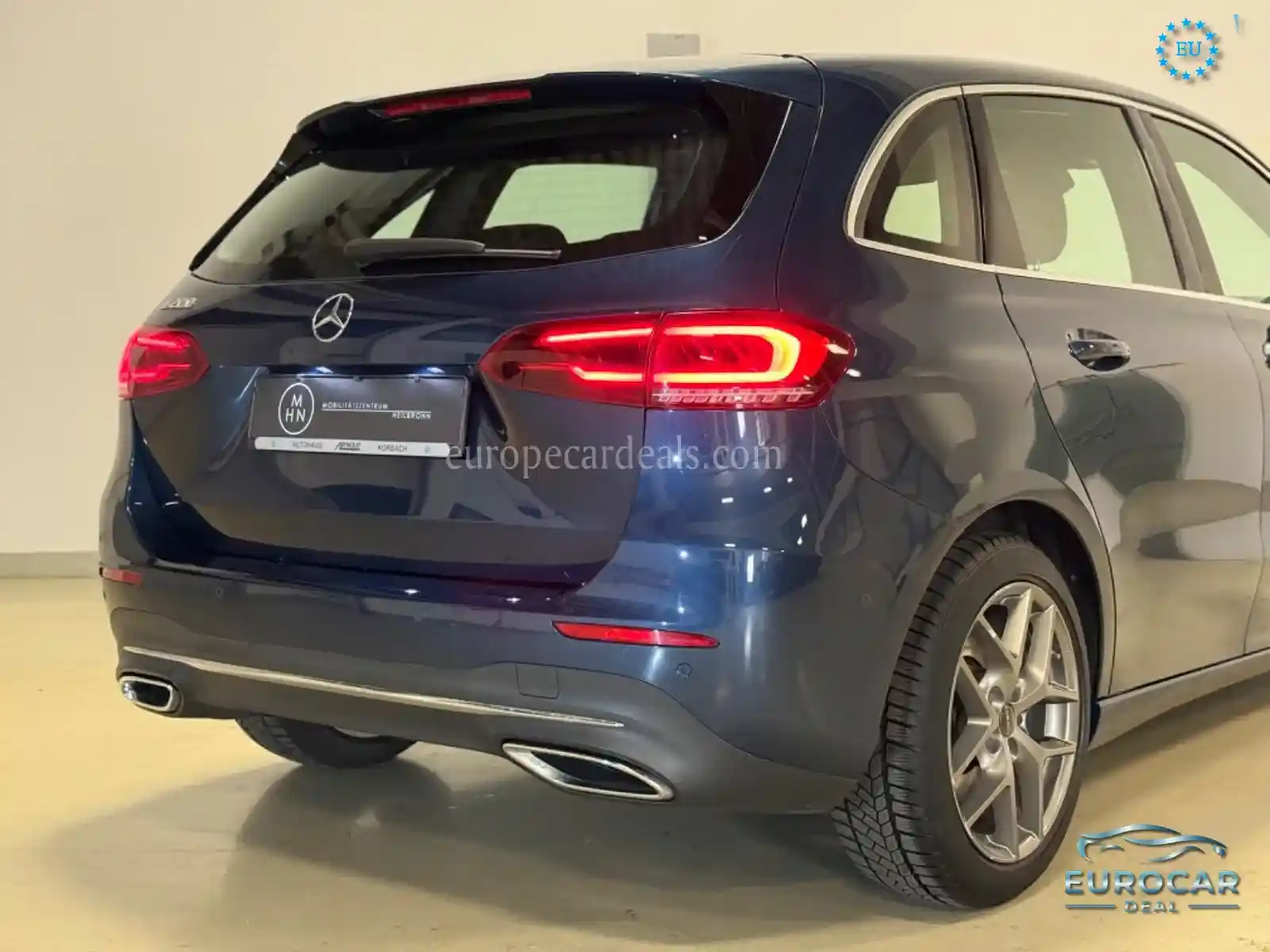 Mercedes-Benz B 200