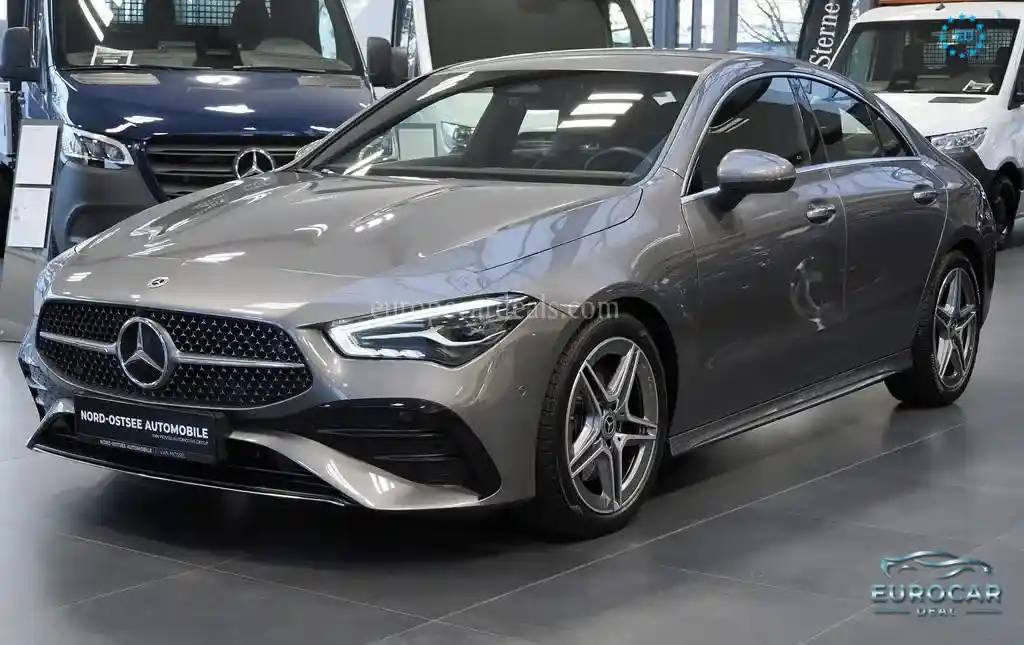 Mercedes-Benz CLA 200