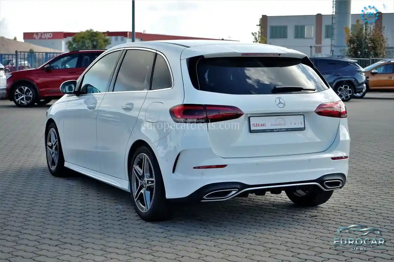 Mercedes-Benz B 200