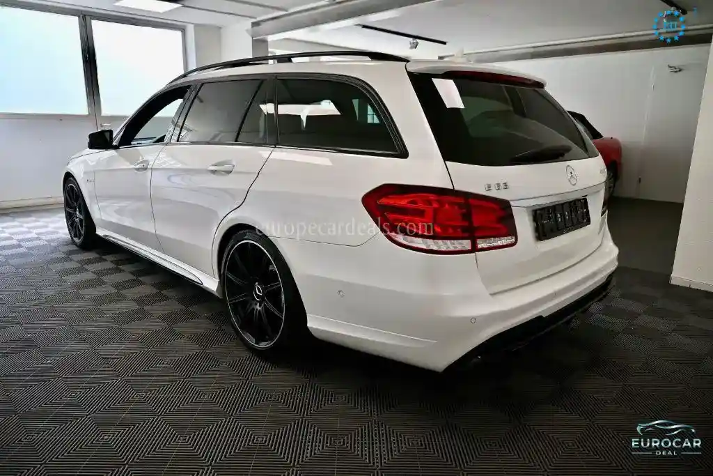 Mercedes-Benz E 63 AMG