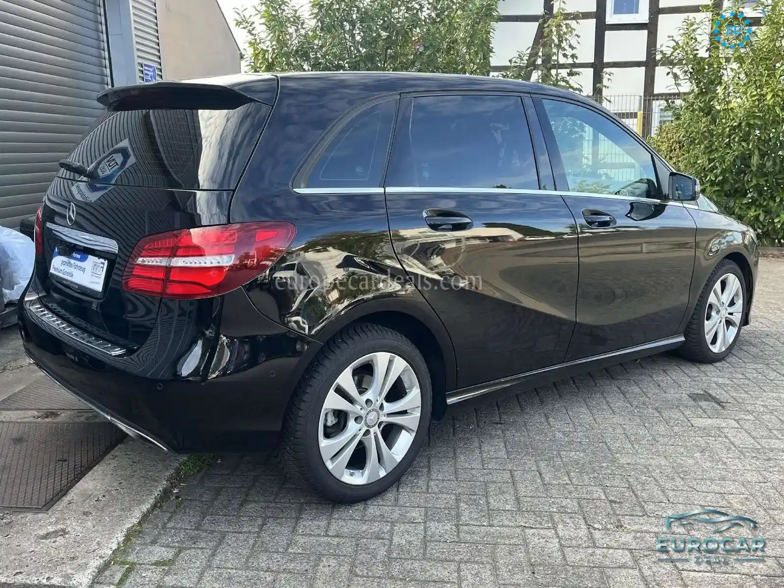 Mercedes-Benz B 200