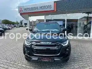 Double Cab 4WD V-CROSS ! Tageszulassung !