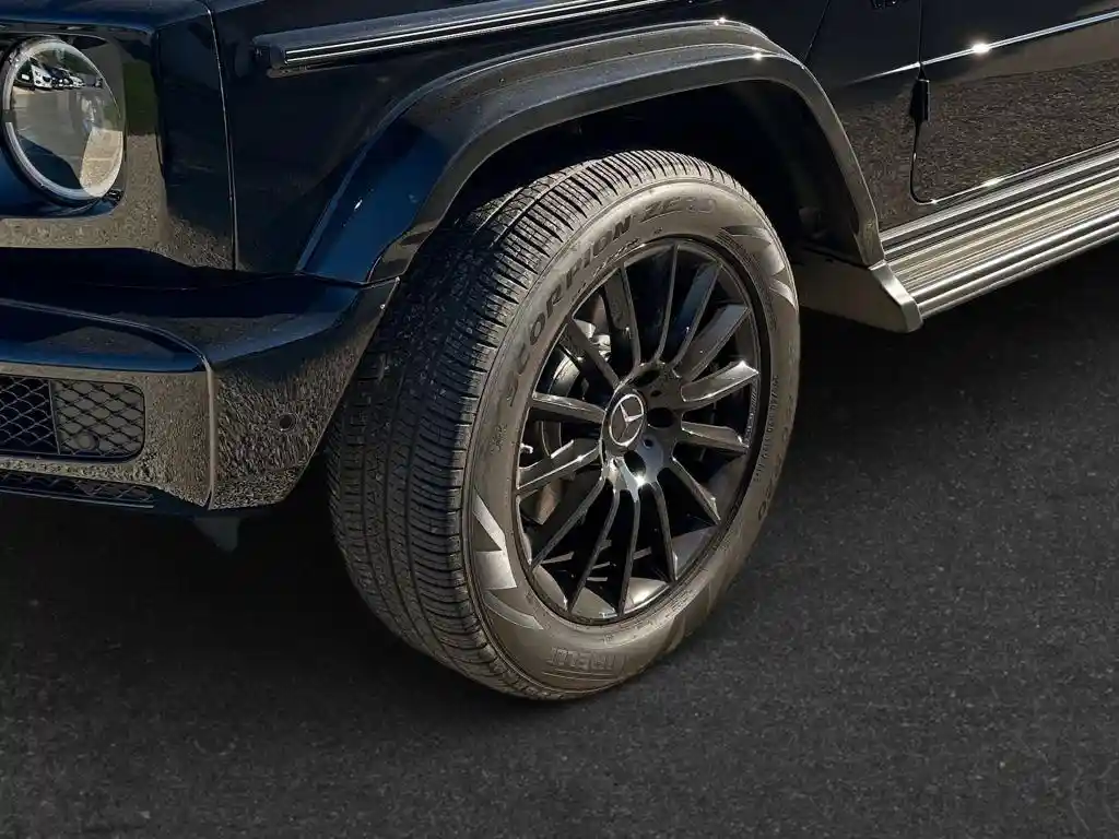 Mercedes-Benz G 500