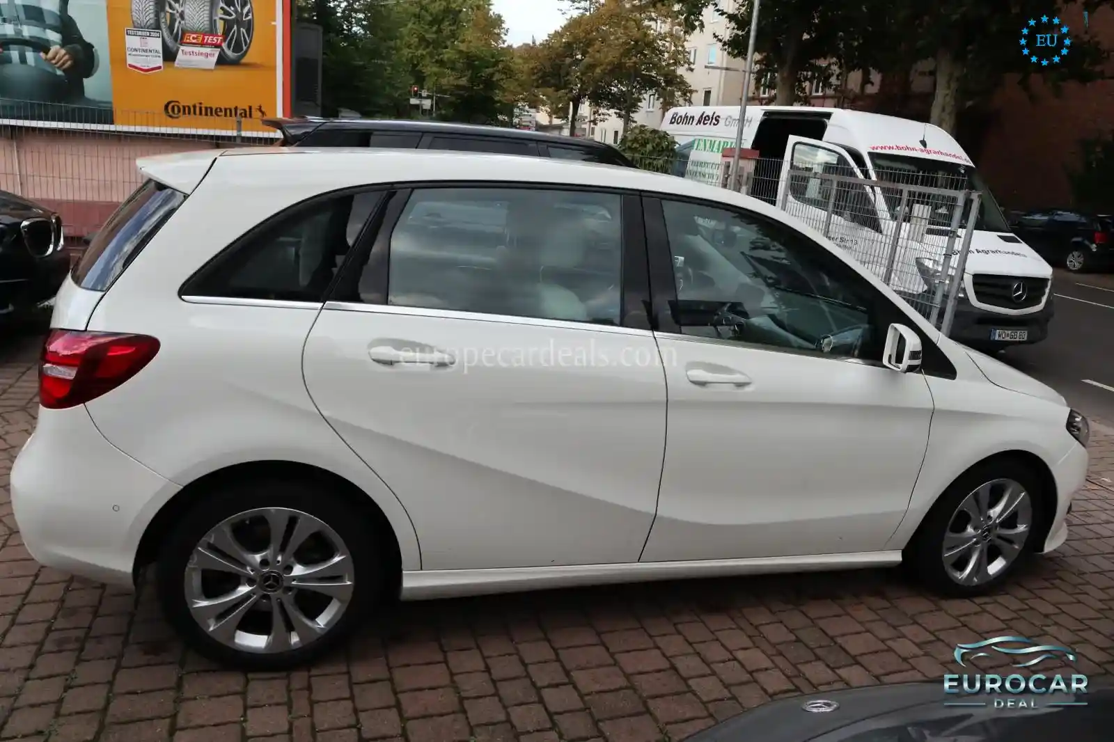 Mercedes-Benz B 220