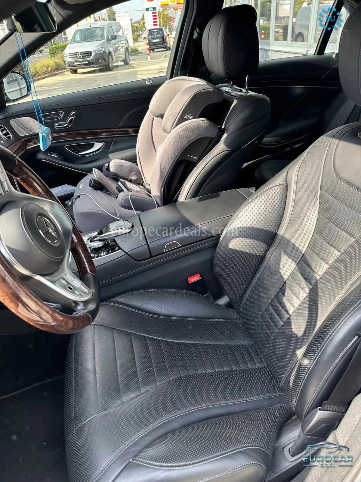 Mercedes-Benz S 560