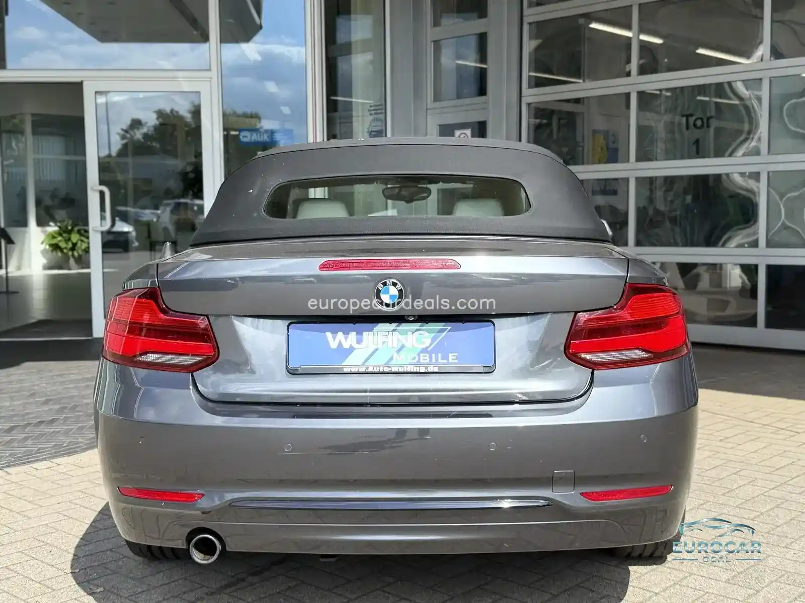 BMW 218