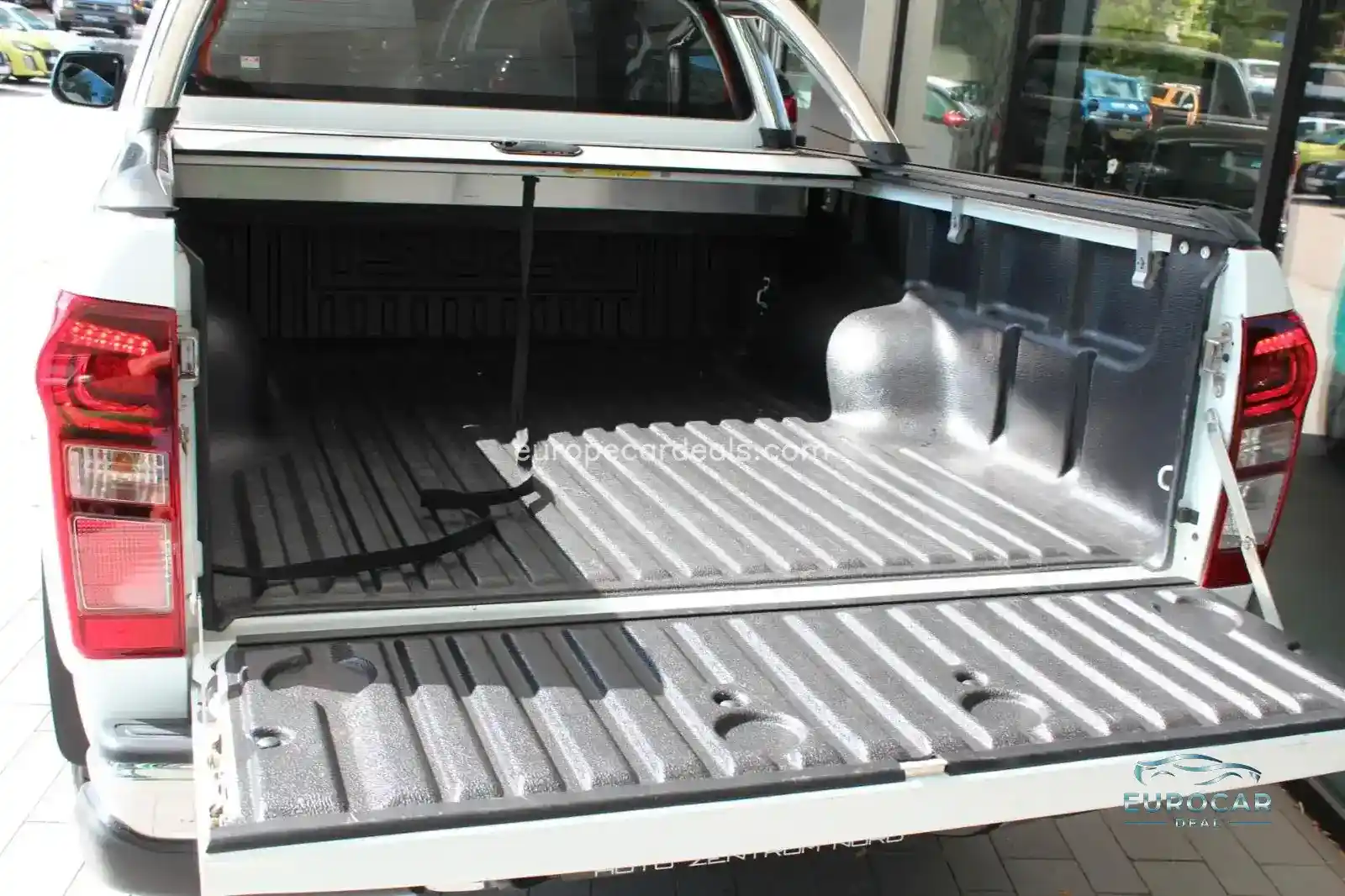 Space Cab LS 4WD Custom