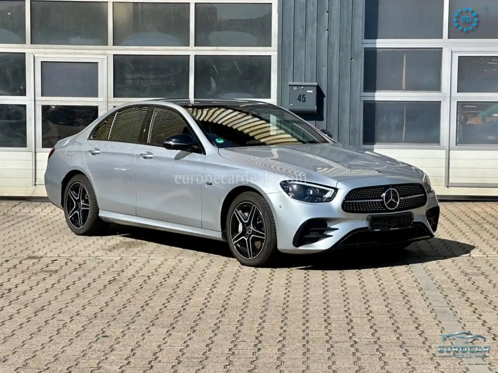 Mercedes-Benz E 300