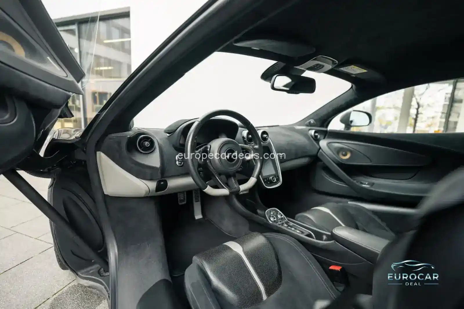 McLaren 570S