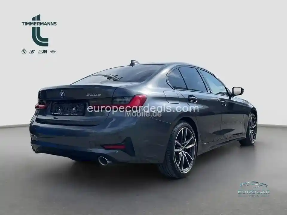 BMW 330