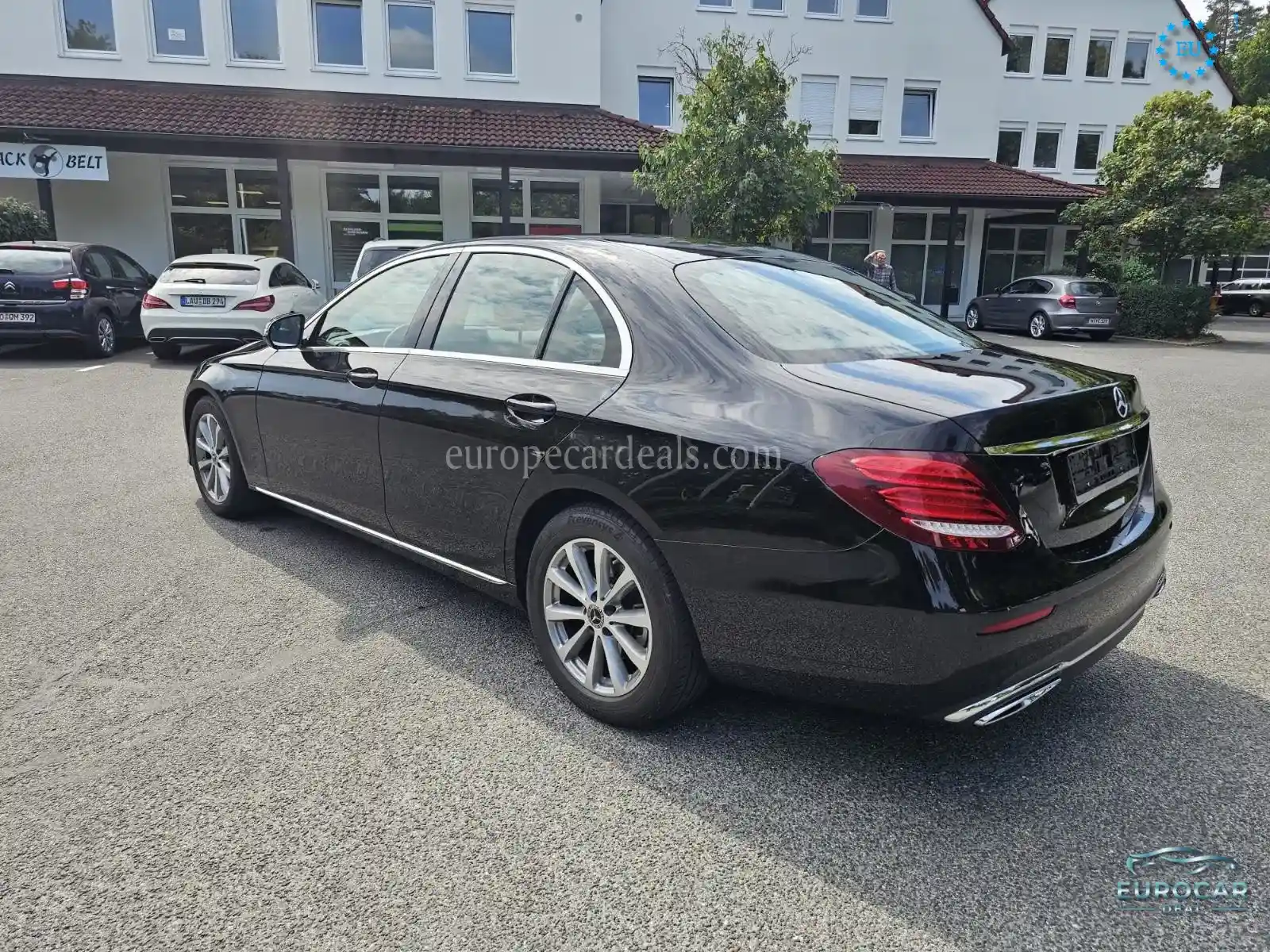 Mercedes-Benz E 200