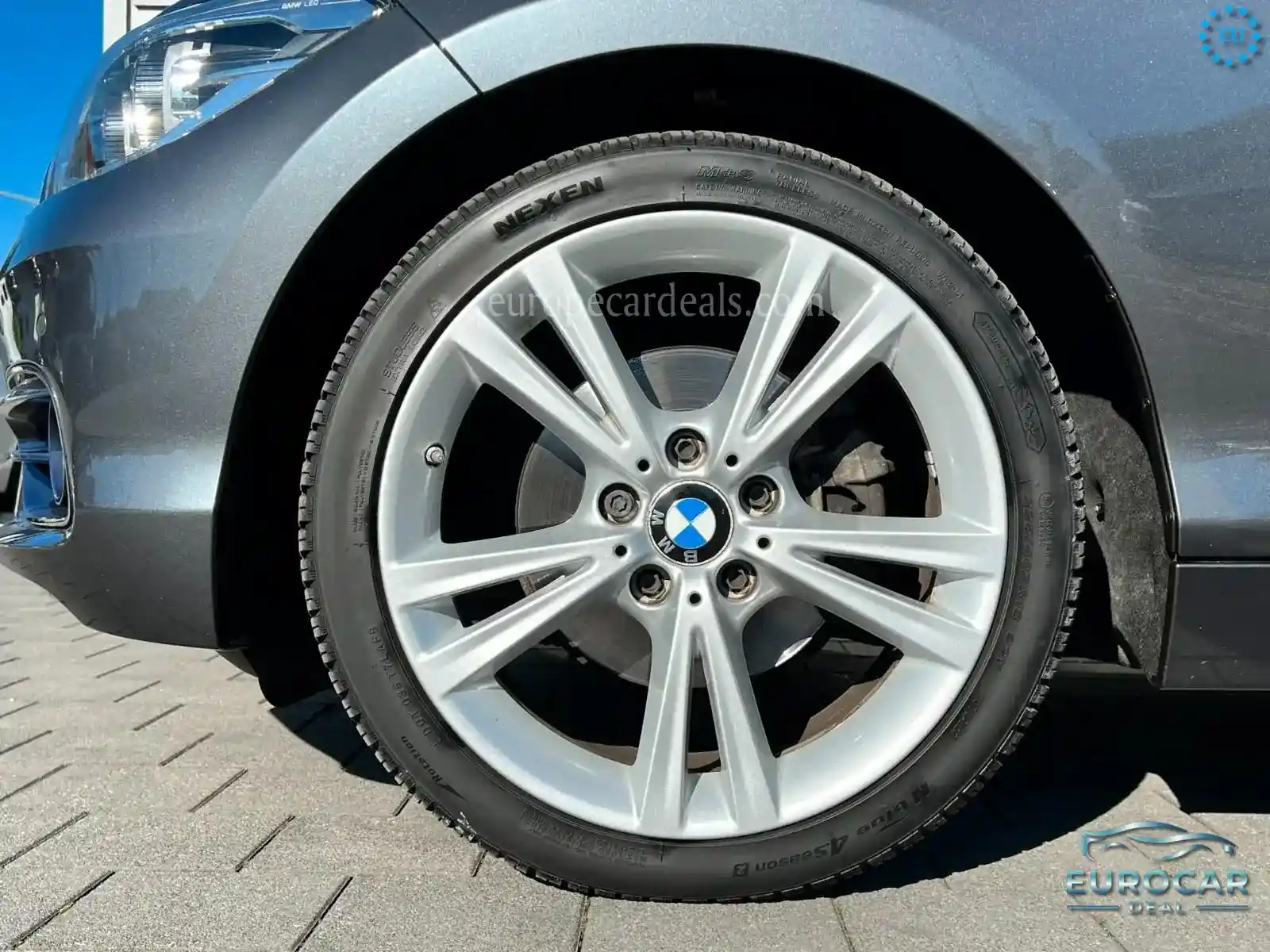 BMW 120