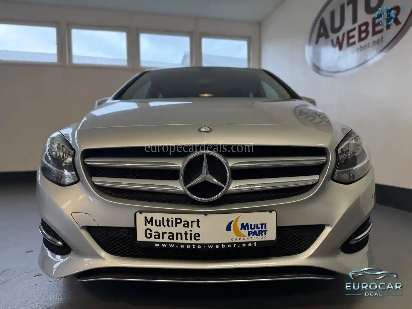 Mercedes-Benz B 180