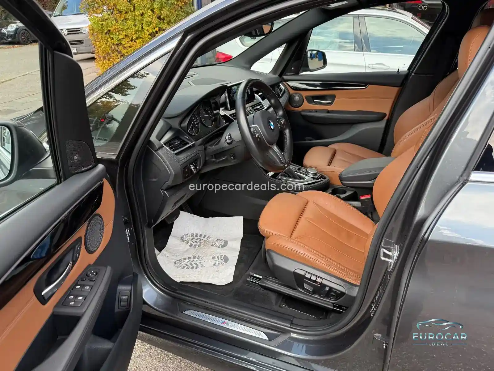 BMW 225