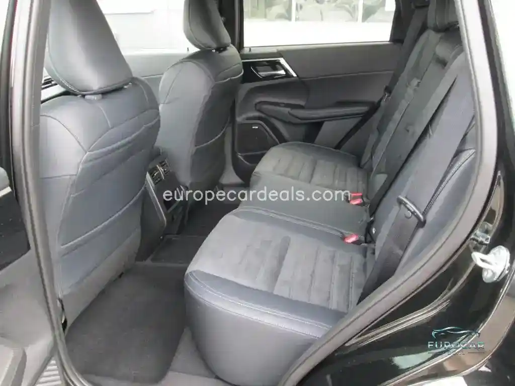 Mitsubishi Plug-in Hybrid Outlander