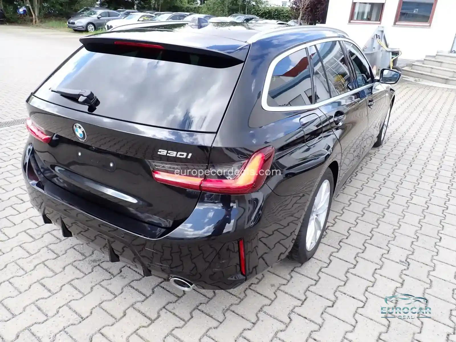 BMW 330