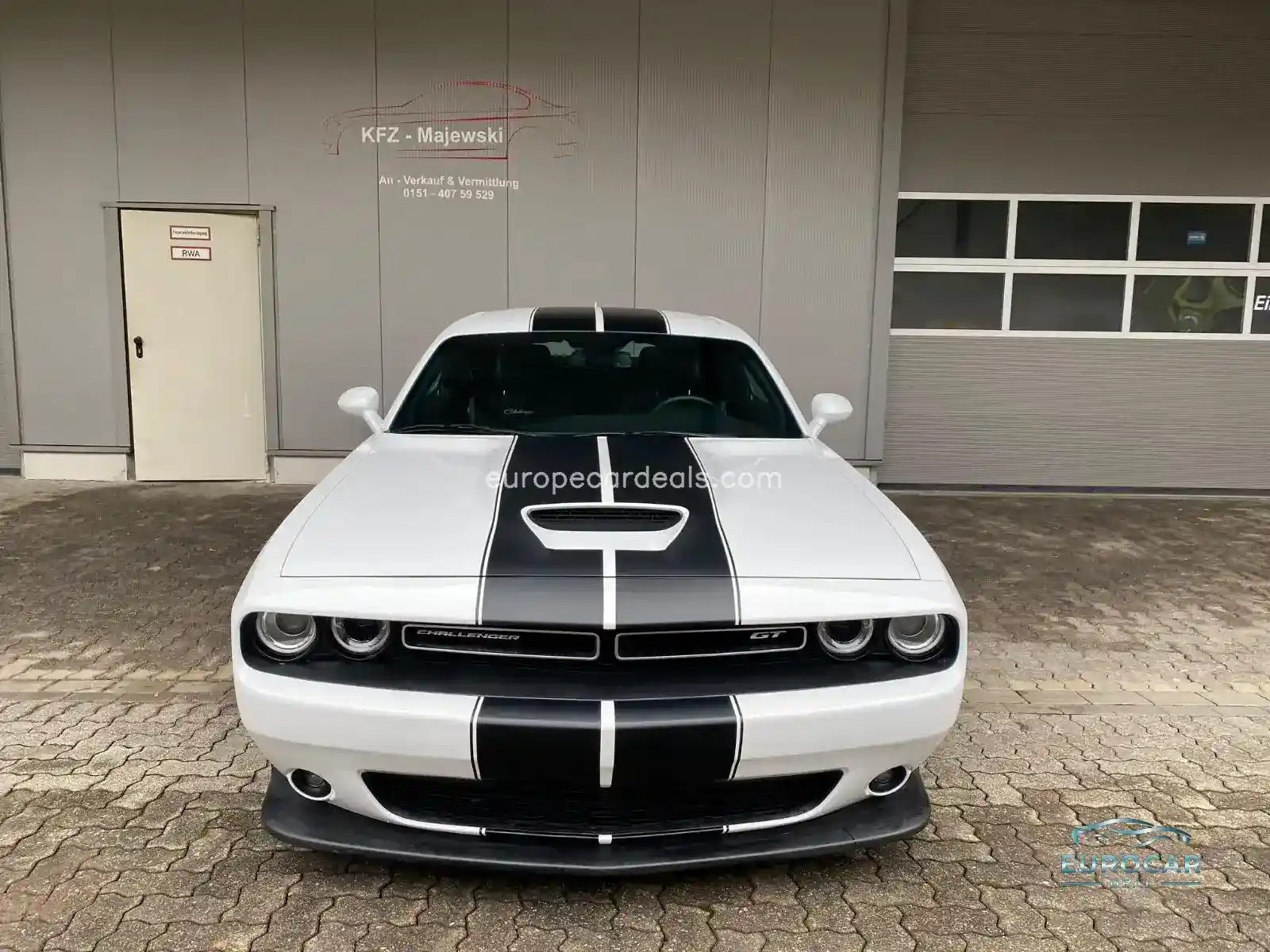 Dodge Challenger