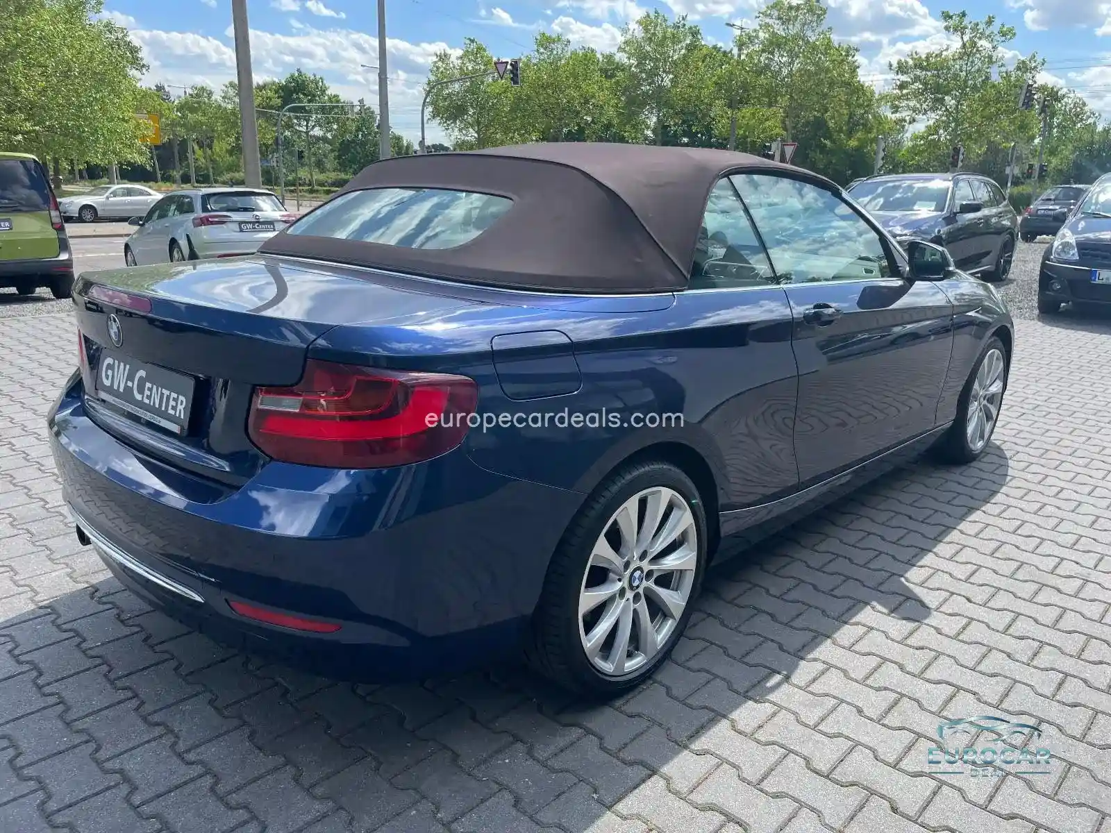 BMW 220