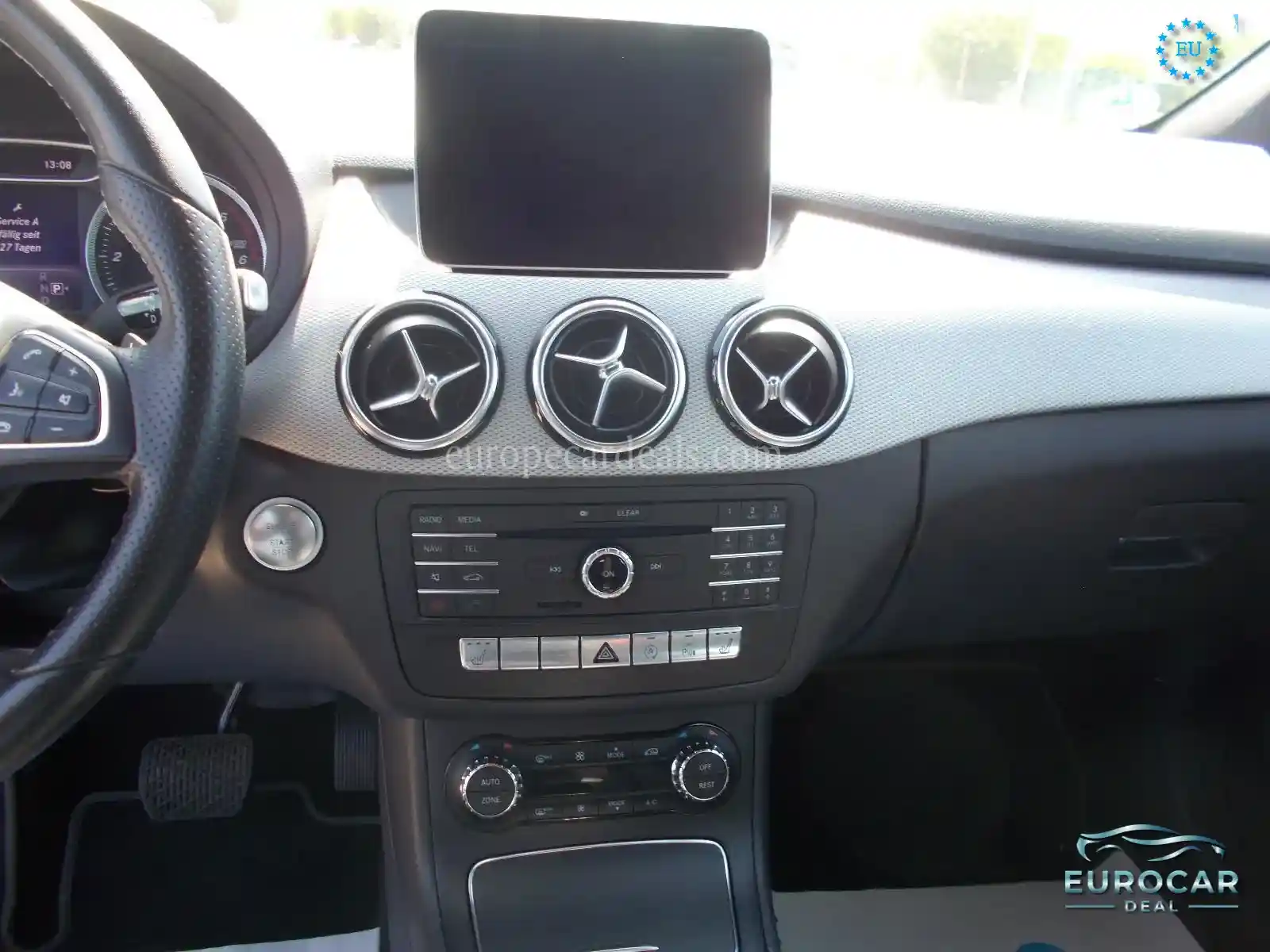 Mercedes-Benz B 220