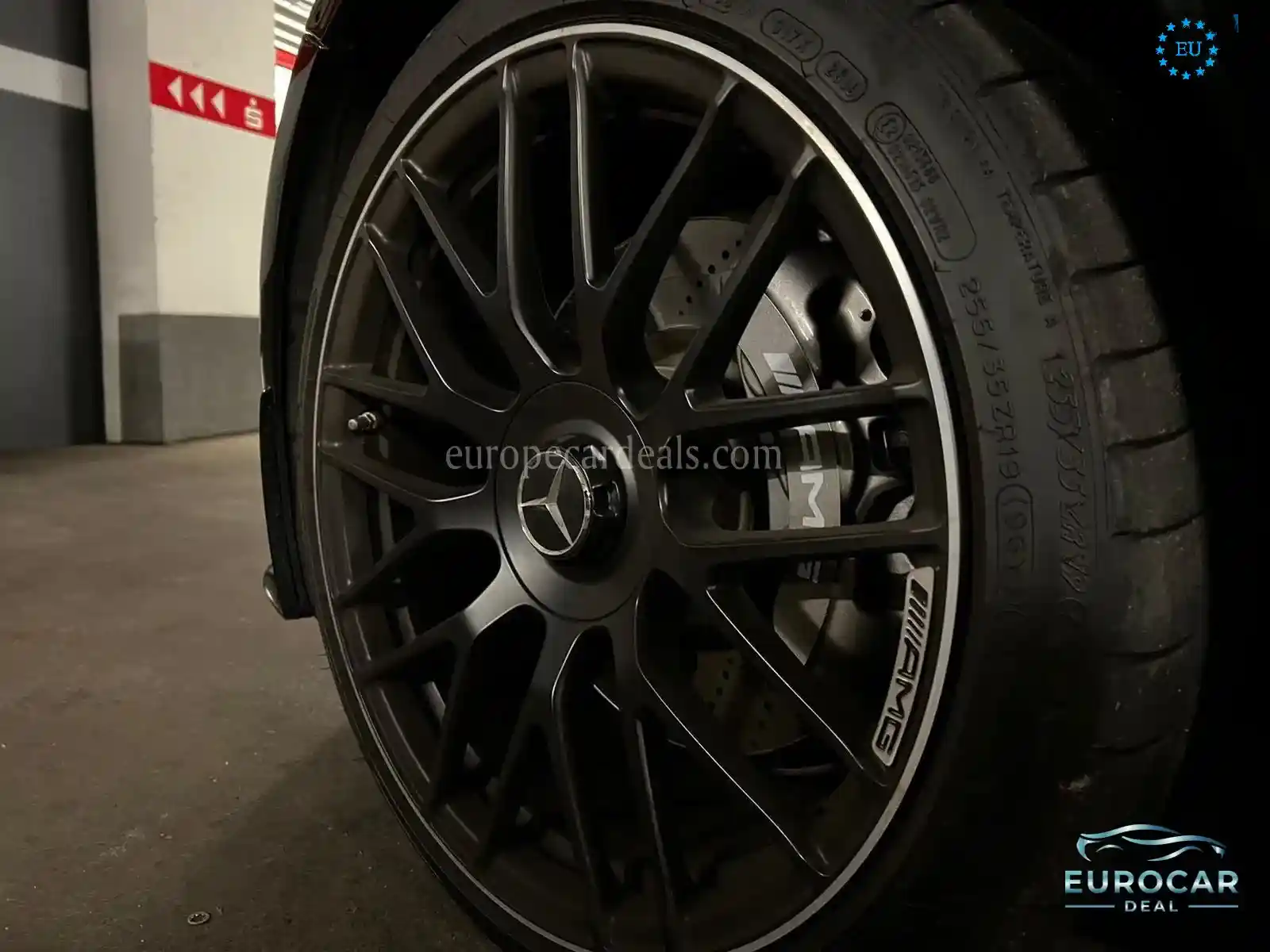 Mercedes-Benz C 63 AMG