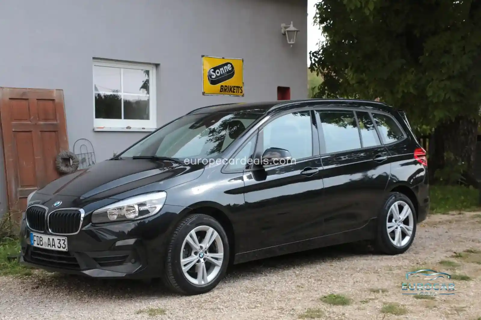 BMW 216