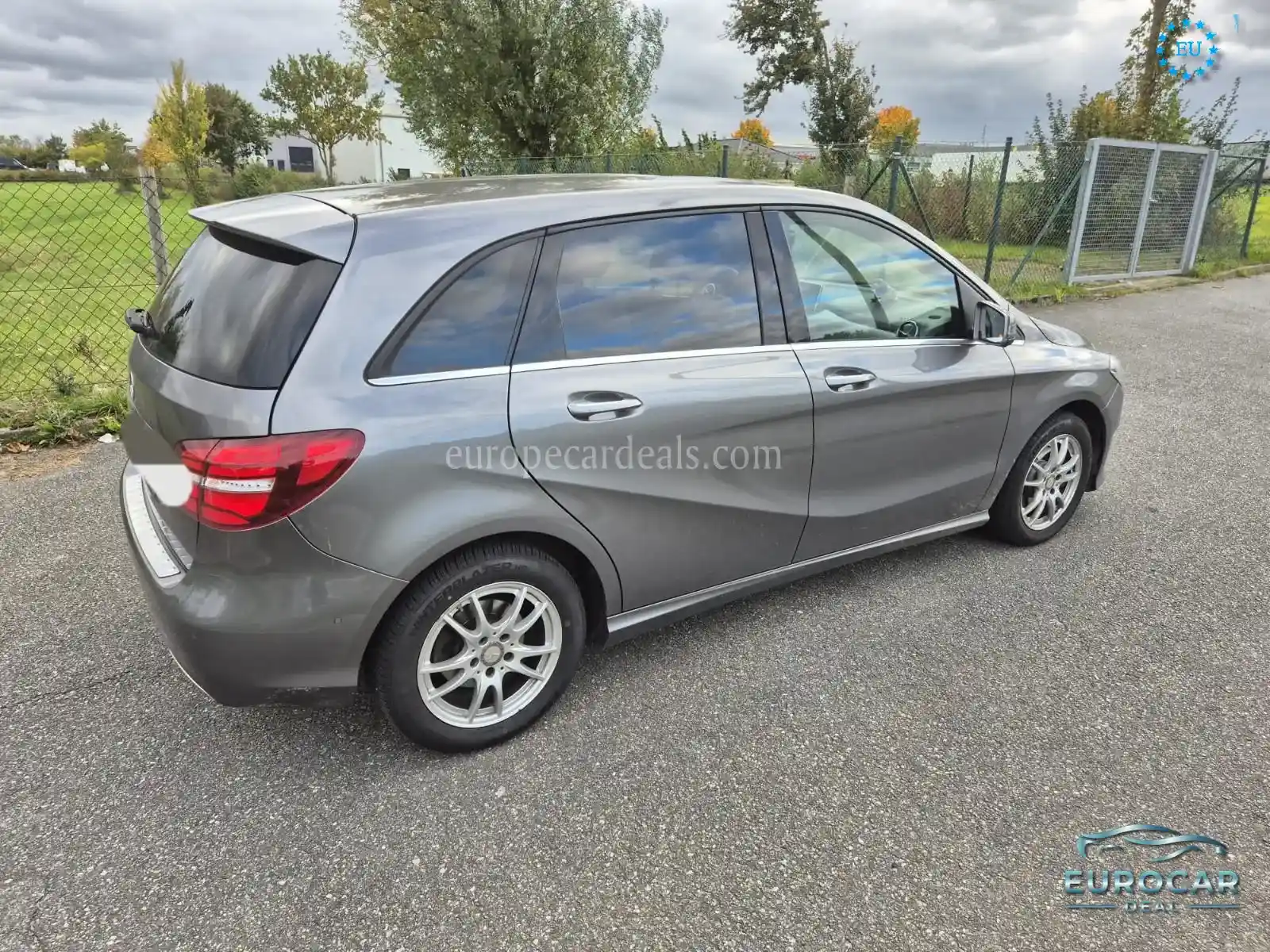 Mercedes-Benz B 200
