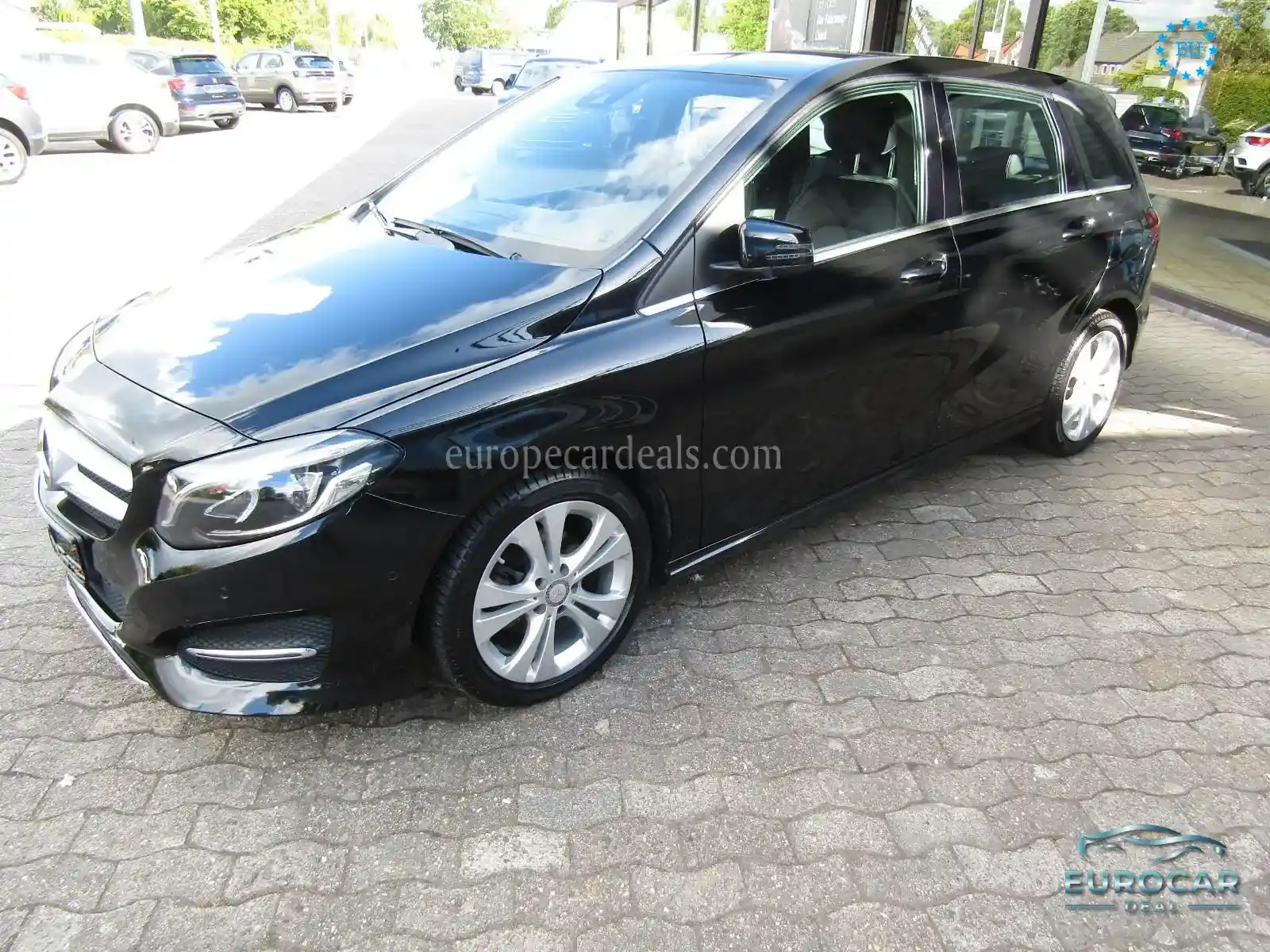 Mercedes-Benz B 180