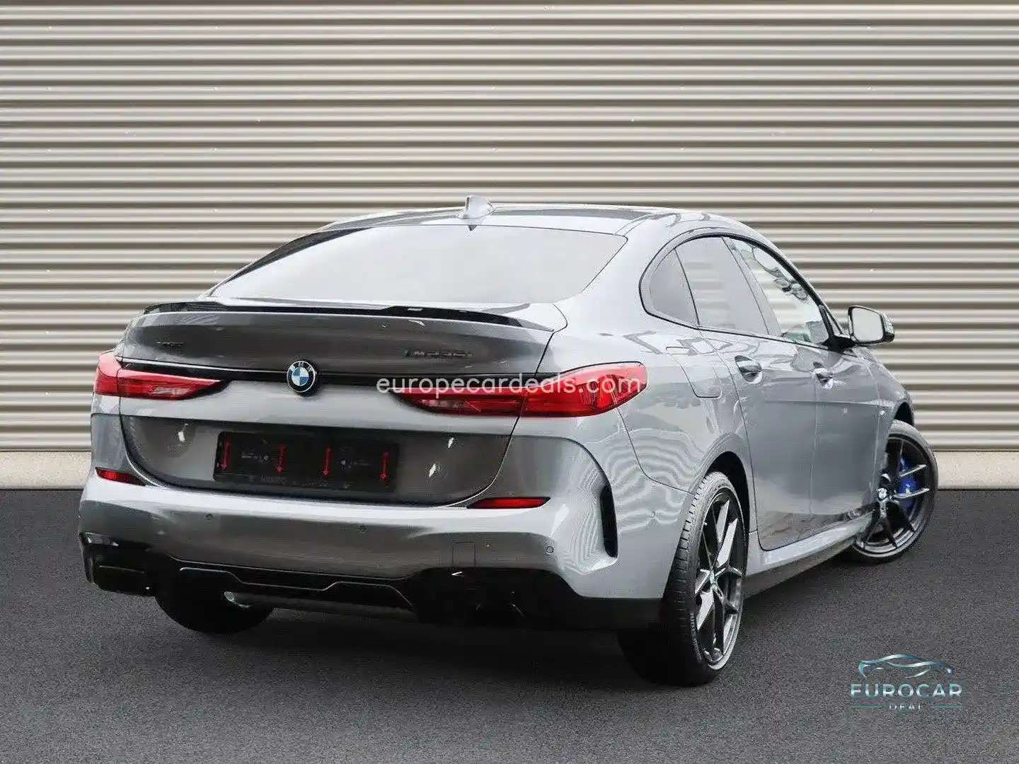 BMW M235