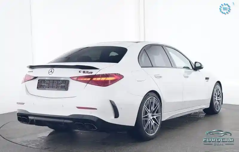 Mercedes-Benz C 63 AMG