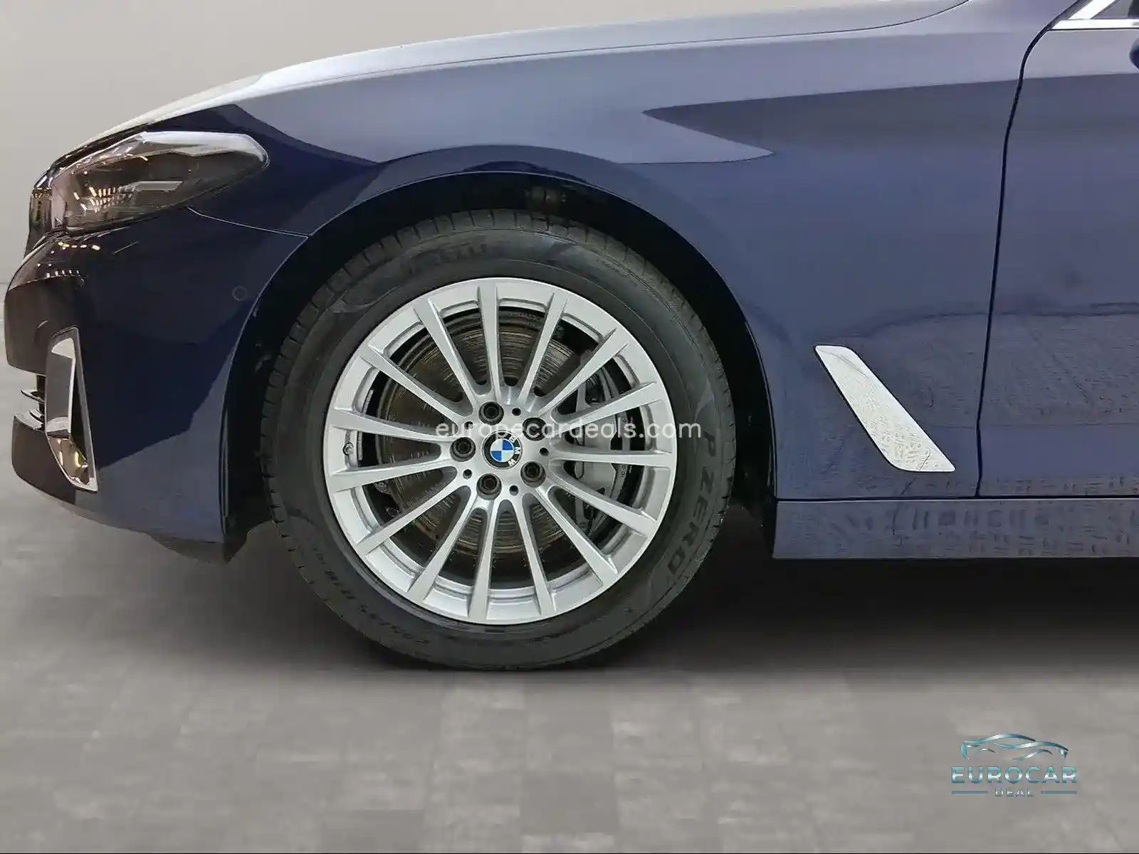 BMW 530