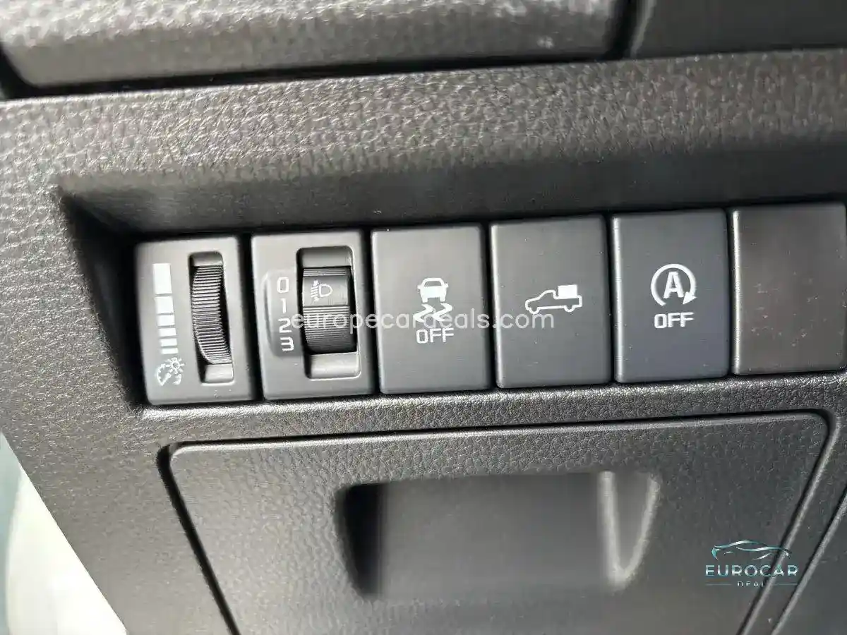 1.9 D SINGLE CAB L 4WD AT MY25