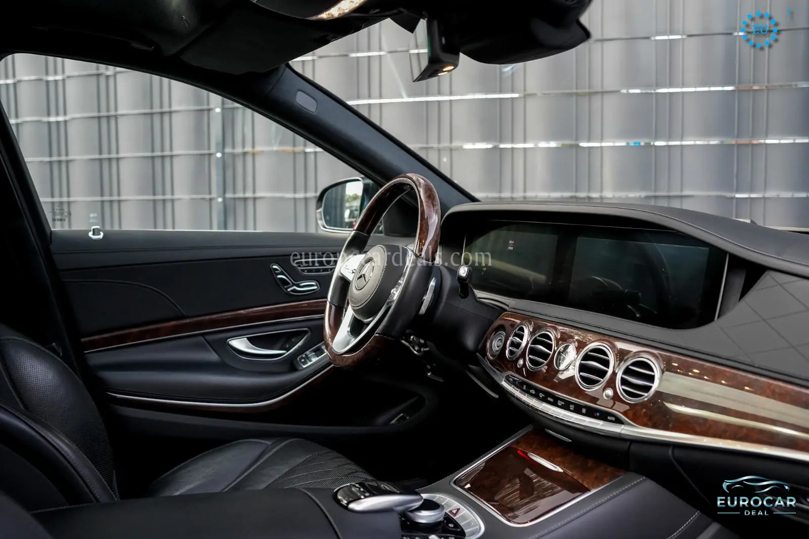 Mercedes-Benz S 560