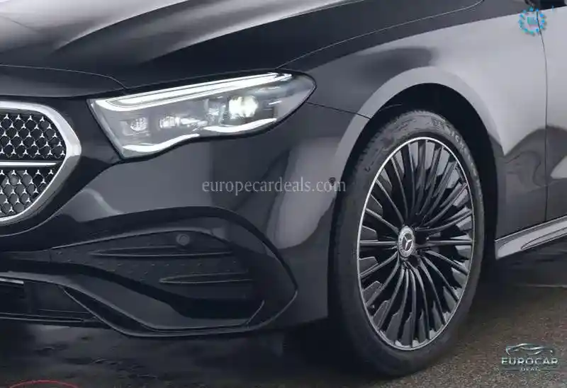 Mercedes-Benz E 300