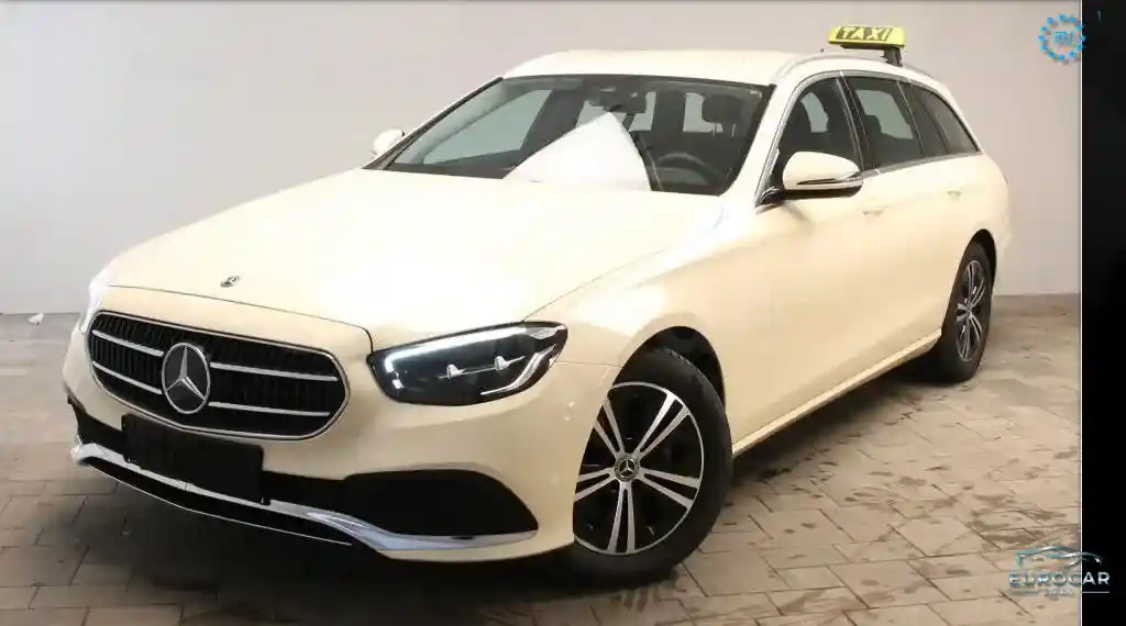 Mercedes-Benz E 220