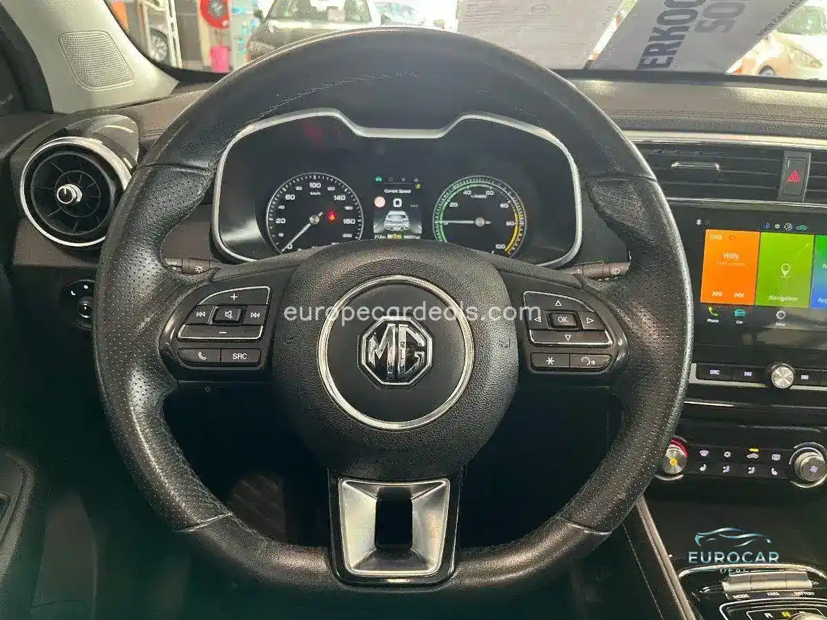 MG ZS