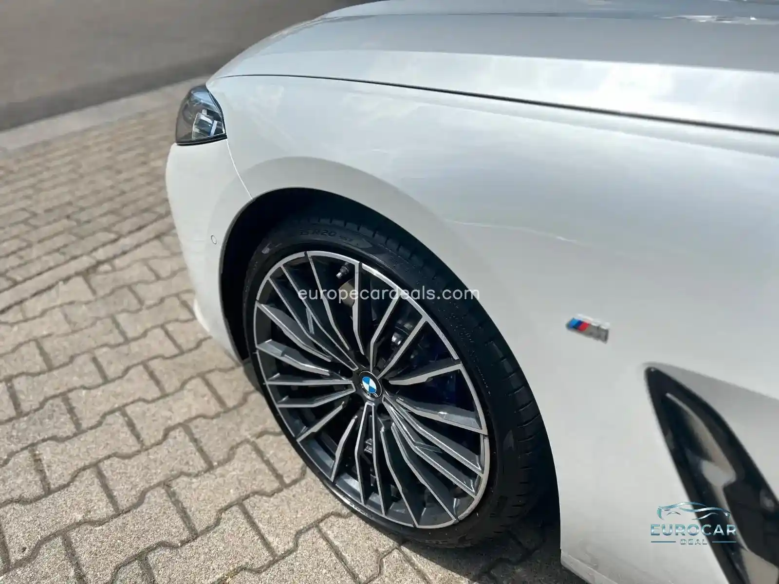 BMW 840