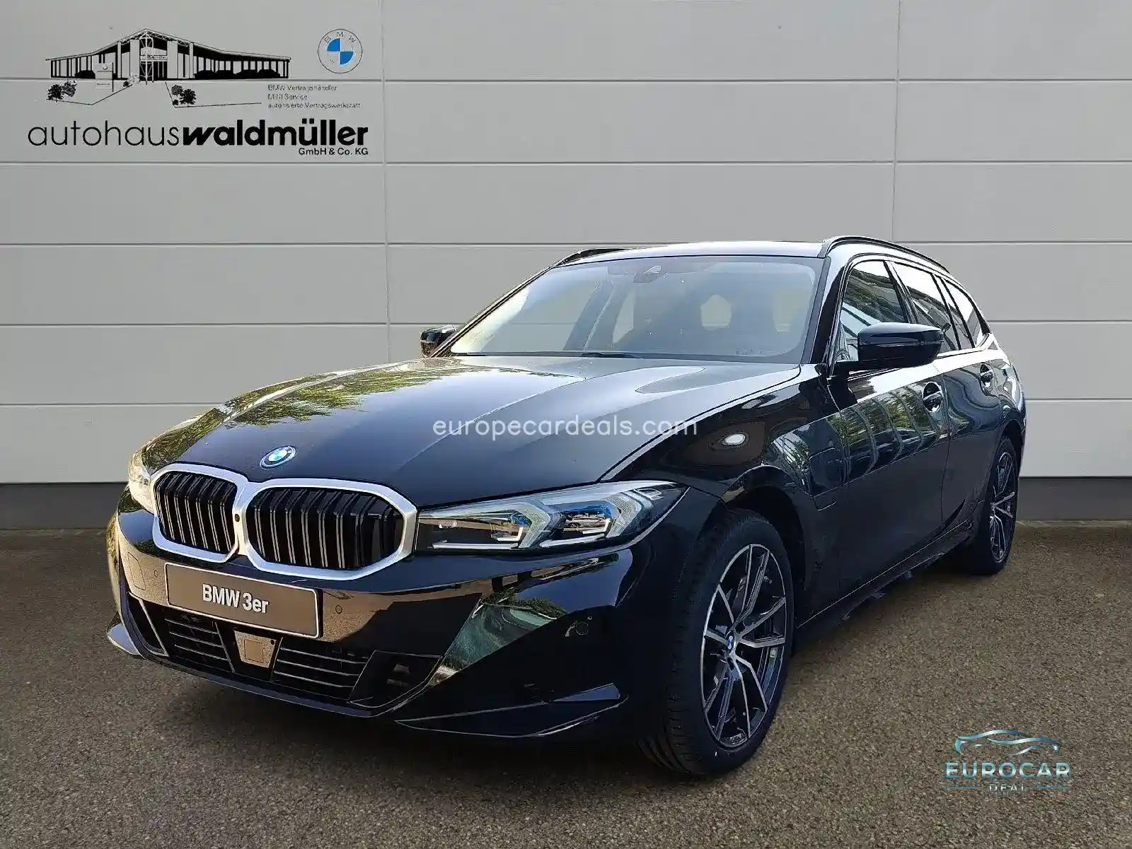 BMW 330