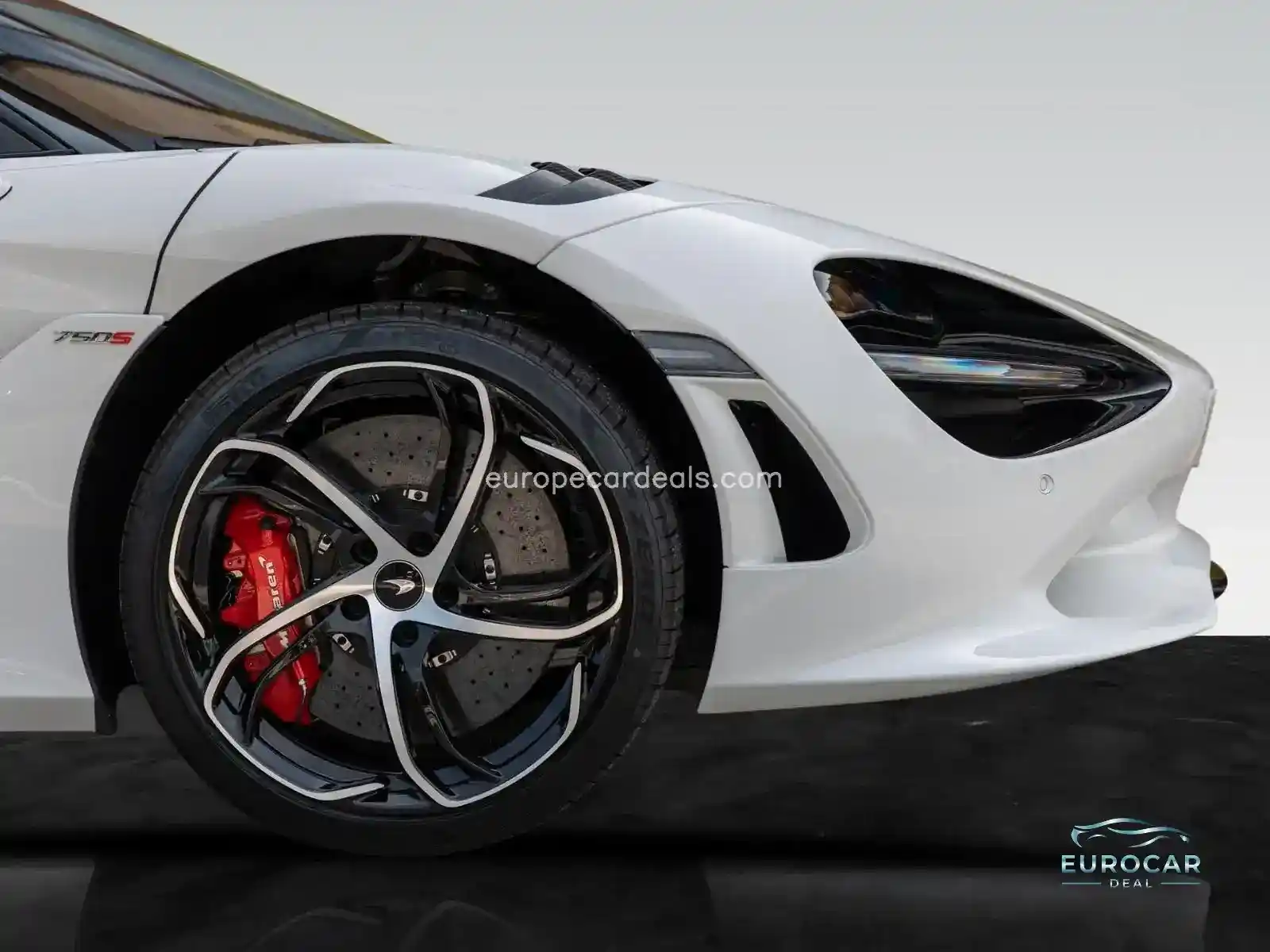 McLaren 750S