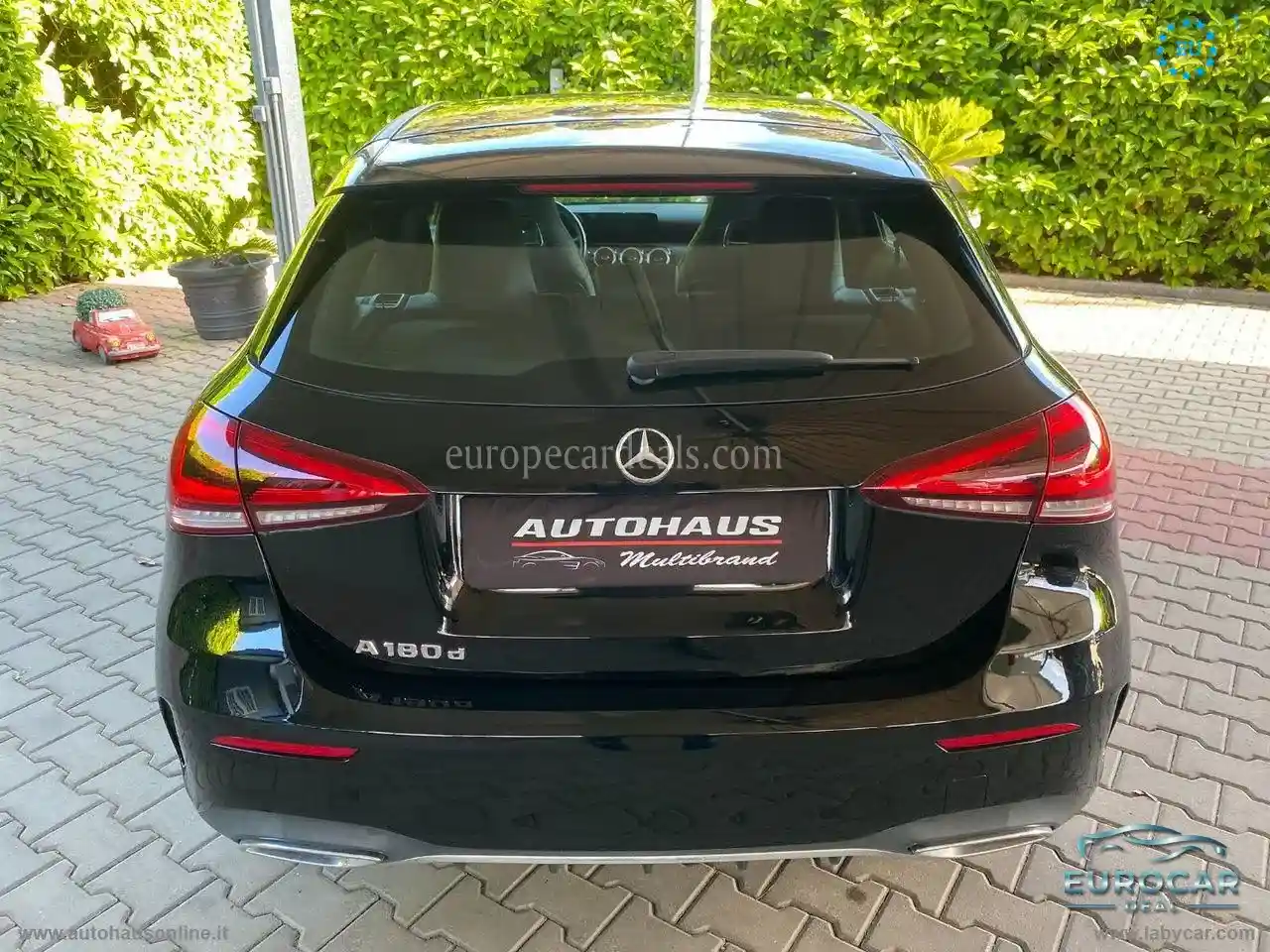 Mercedes-Benz A 180