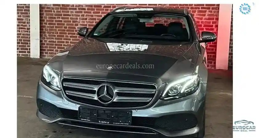 Mercedes-Benz E 220