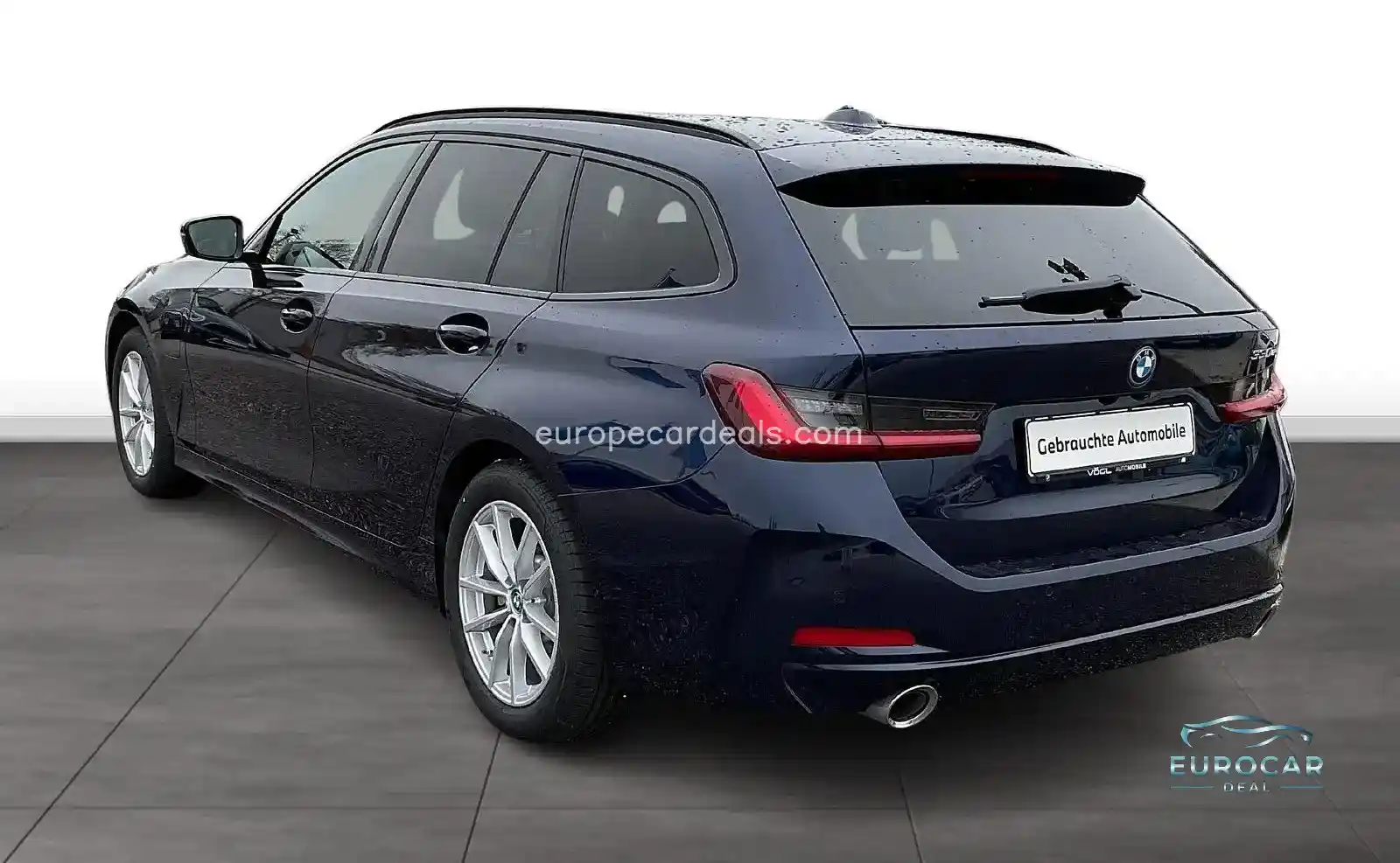 BMW 330