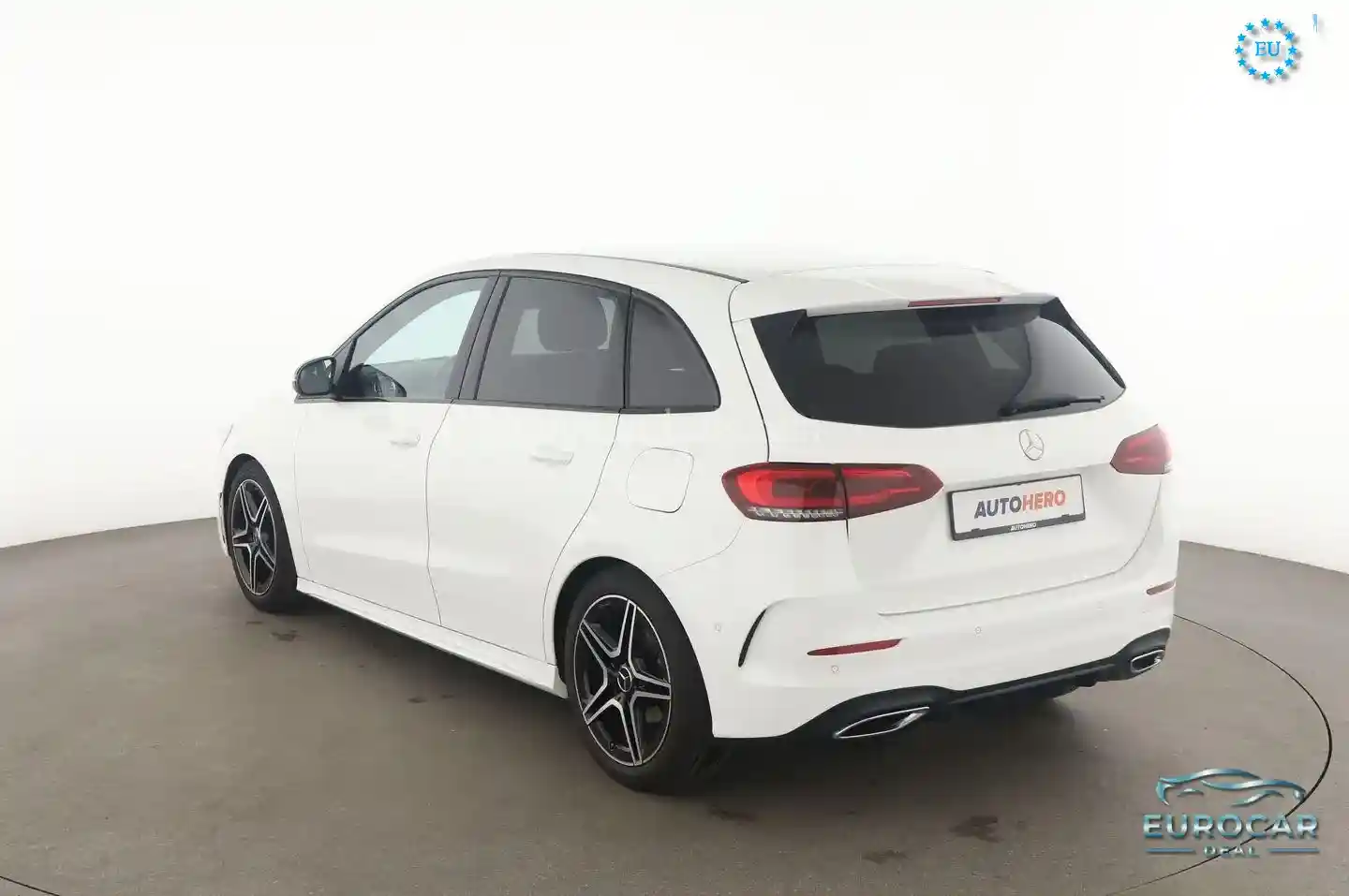Mercedes-Benz B 180