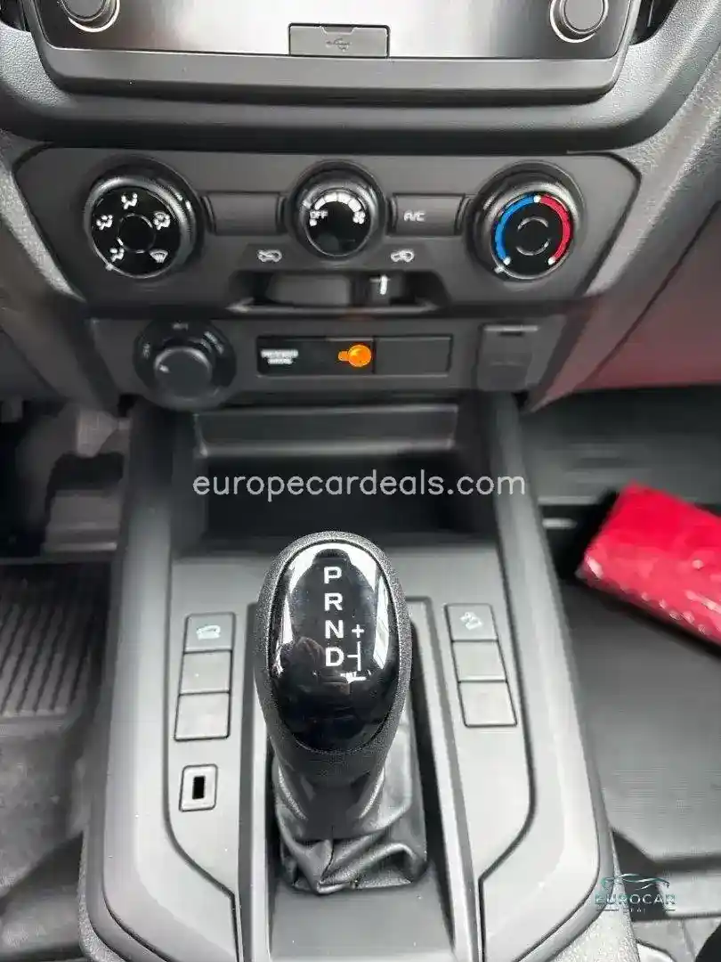 1.9 D SINGLE CAB L 4WD AT MY25