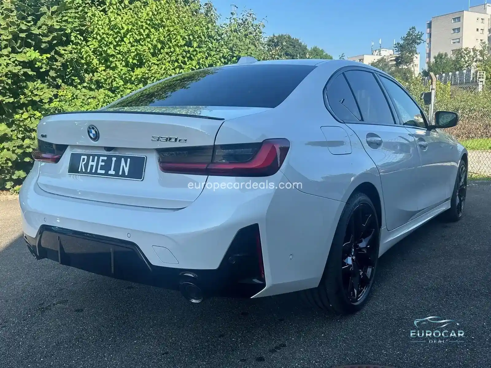 BMW 330