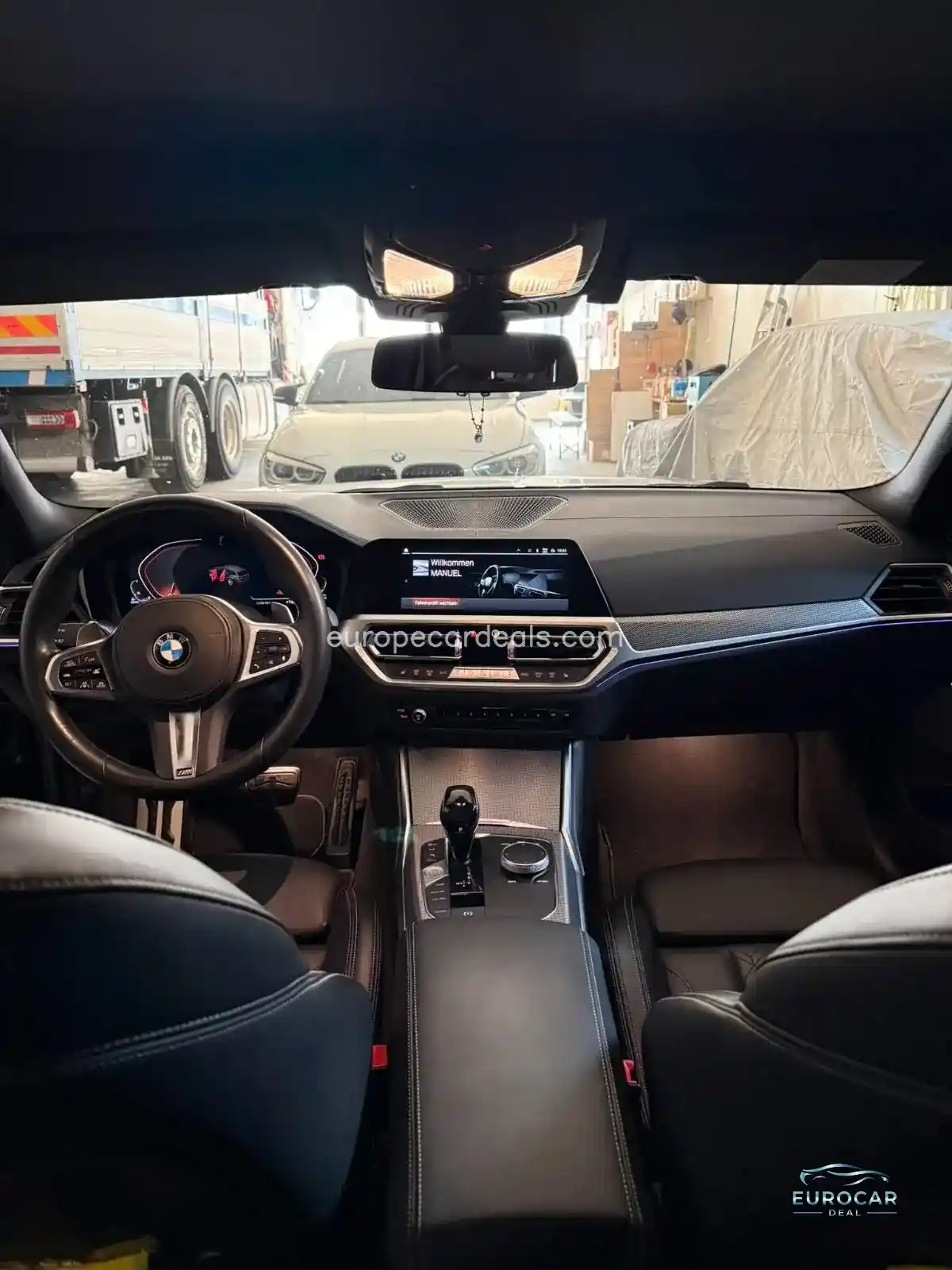 BMW 330