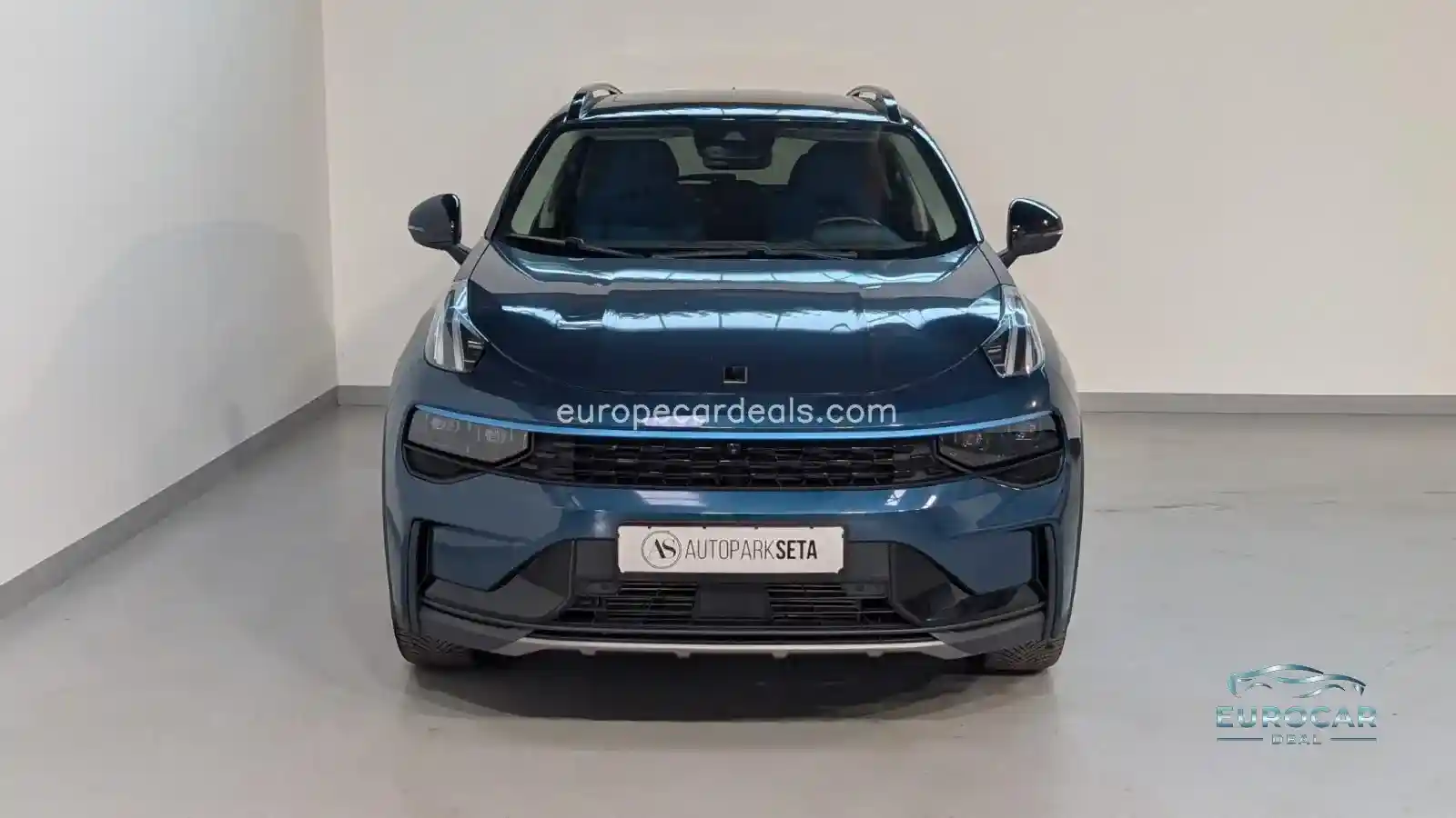 Lynk&Co 01