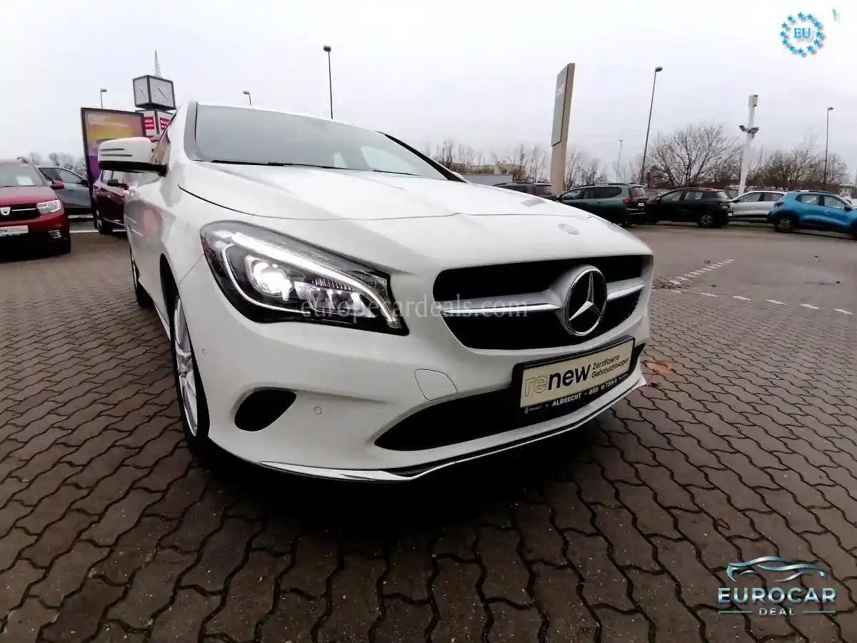 Mercedes-Benz CLA 180 Shooting Brake