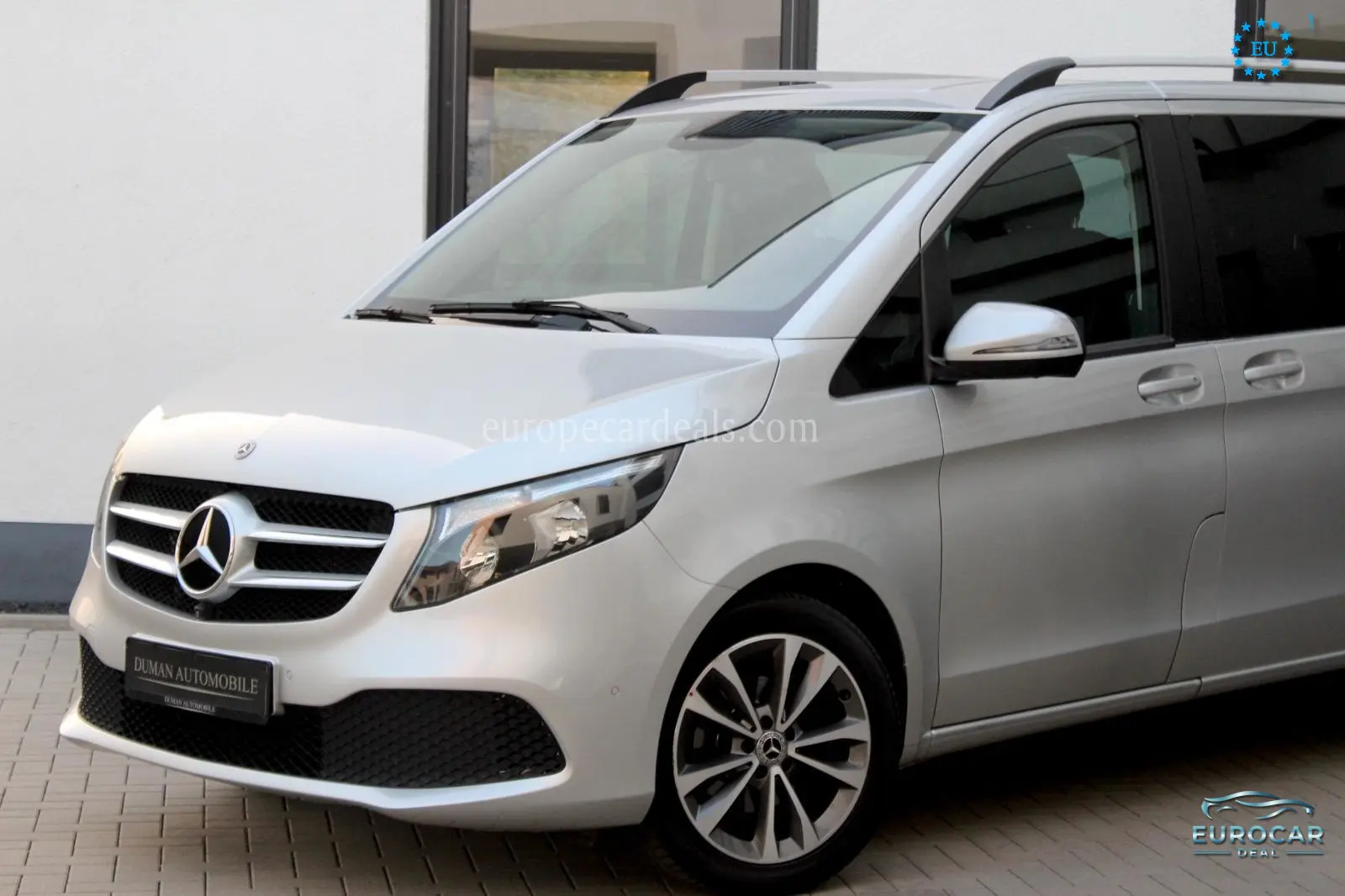 Mercedes-Benz V 220