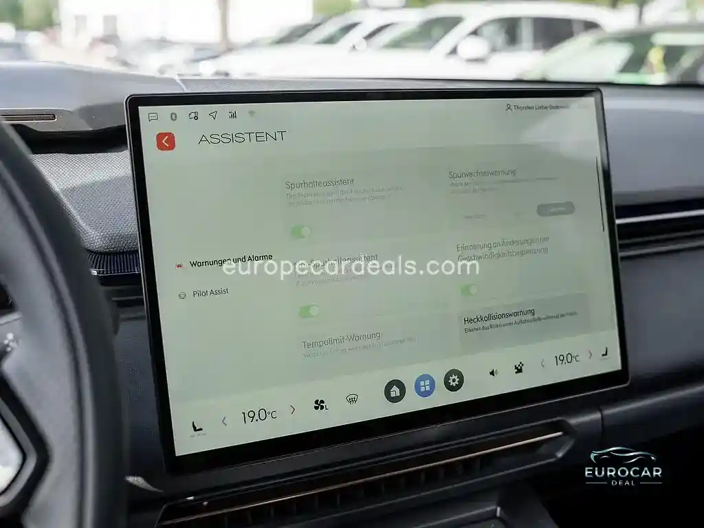 Lynk&Co 08